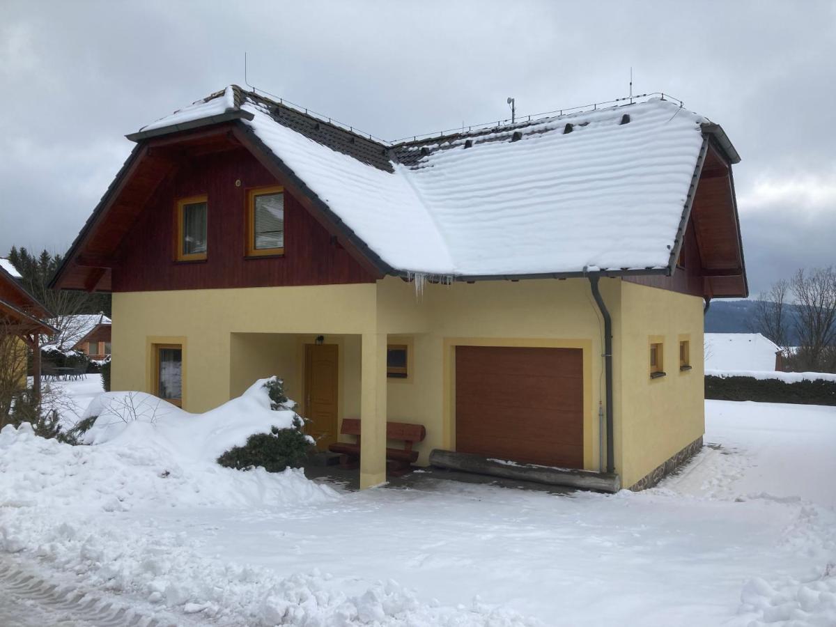 Villapark Lipno Dreams - Pet Friendly Lipno nad Vltavou Exterior photo