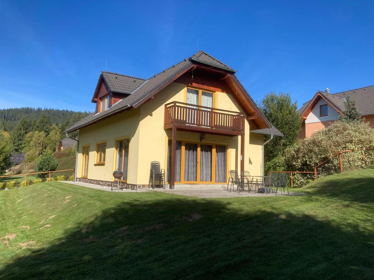 Villapark Lipno Dreams - Pet Friendly Lipno nad Vltavou Exterior photo